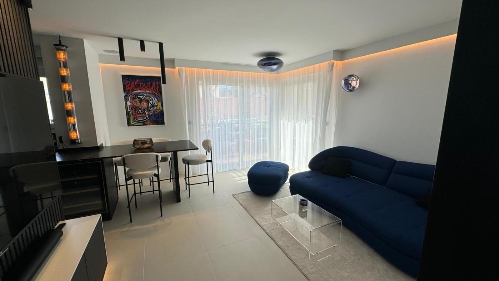 Appartement Luxueux Plein Centre De Cavalaire A 2Mn De La Plage المظهر الخارجي الصورة
