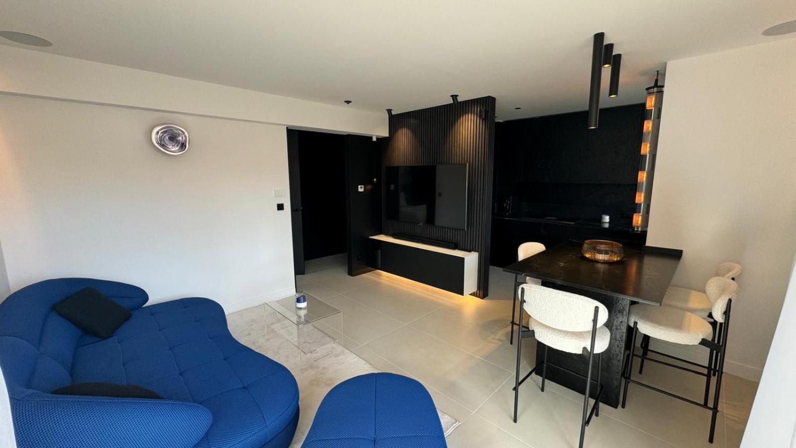 Appartement Luxueux Plein Centre De Cavalaire A 2Mn De La Plage المظهر الخارجي الصورة