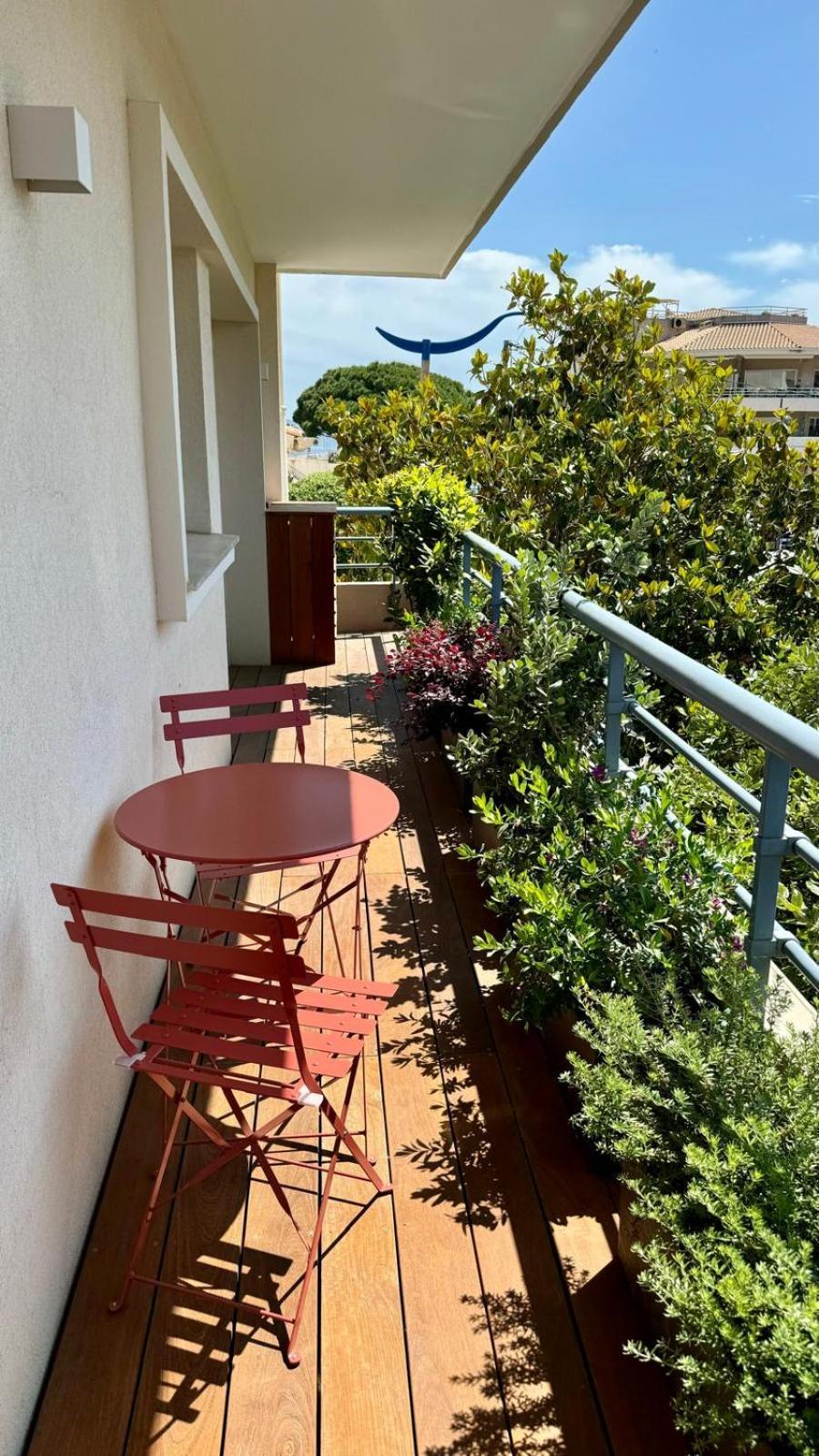 Appartement Luxueux Plein Centre De Cavalaire A 2Mn De La Plage المظهر الخارجي الصورة